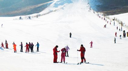 西柏坡温泉滑雪场 (2).jpg